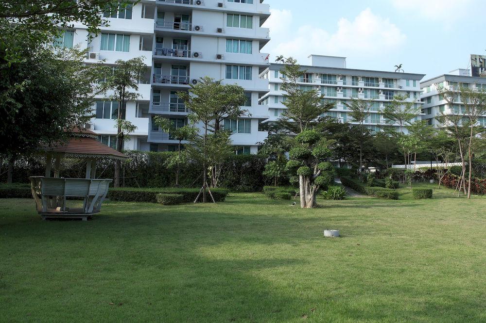 The Capital Resort @ Sukhumvit 50 Bangkok Exteriér fotografie The park